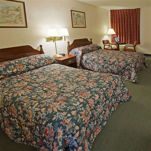 Shelaine Inn Jeffersonville Esterno foto